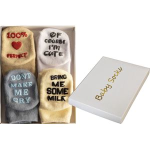 Muuzey Geschenkdoos - Baby sokjes - Baby Sokken – Kraamcadeau - cadeau Jongen - cadeau Meisje – Babyshower – Antislip sokken – 4 paar sokken - Brievenbus cadeau