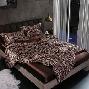 Beddengoed Laken Dekbedovertrek Voorzien Van Volledige Spreien Sets Dubbelzijdige Vierdelige Set Satijnen Zomer Slaapkamer Beddengoed Leopard