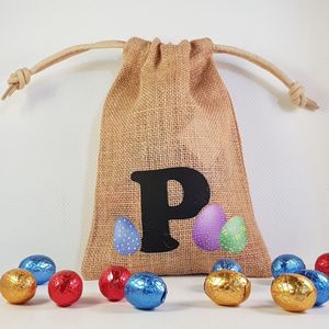 Paaszakje - letter P - pasen, paaseitjes, paaseizakje, cadeautje, feestdag, paashaas, paaseieren, verpakken