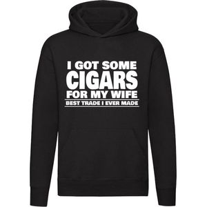 I got some cigars for my wife, Best trade I ever made | sigaar | sigaren | grap | grappig | tabak | smoking | roken | sigaretten | Unisex | Trui | Hoodie | Sweater | Capuchon | Zwart