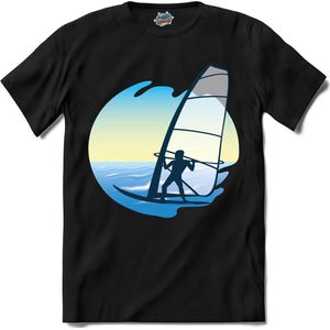 Windzeilen Met Zeiler | Wind zeilen - Boot - Zeilboot - T-Shirt - Unisex - Zwart - Maat M