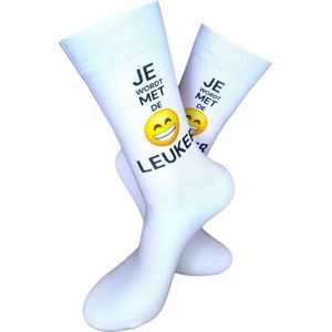 Valentijn - Love - Hou van je - Smiley - Verjaardag - Valentijns cadeau - Sokken met tekst - Witte sokken - Cadeau voor vrouw en man - Kado - Sokken - Verjaardags cadeau voor hem en haar - Verliefd - Maat 37-44