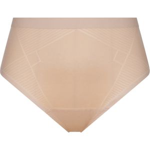 Spanx Thinstincts 2.0 - String - Kleur Champagne Beige (lichte huidskleur) - Maat M