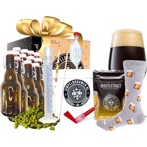 SIMPELBROUWEN® - Luxe Cadeaubox Stout - Bierbrouwpakket - Zelf bier brouwen pakket - Startpakket - Gadgets Mannen - Cadeau - Cadeau voor Mannen en Vrouwen - Bier - Verjaardag - Cadeau voor man - Verjaardag Cadeau Mannen - Simpel bierbrouw pakket