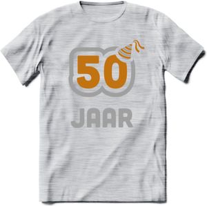50 Jaar Feest T-Shirt | Goud - Zilver | Grappig Verjaardag Cadeau Shirt | Dames - Heren - Unisex | Tshirt Kleding Kado | - Licht Grijs - Gemaleerd - M