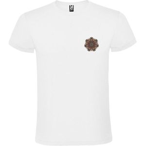 Wit T-shirt met Kleine Mandala in Donker Rood, Bruin en Blauwe kleuren size XS