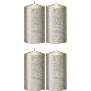 4x Zilveren Cilinderkaarsen/Stompkaarsen 7 X 13 cm 25 Branduren - Geurloze Zilverkleurige Kaarsen