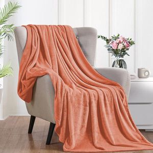 Knuffelige, donzige deken, 160 x 210 cm, XL fleece bank- en bankdekens, superzacht, als banksprei, oranje