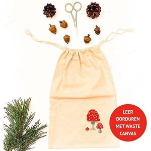 Projectzak borduurpakket met paddestoel motief - Leer borduren met waste canvas - Studio Koekoek herfstcollectie