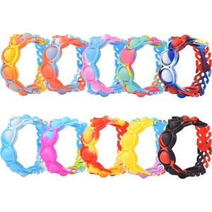 Joya Party® Pop-it armbanden 10 stuks | Uitdeelcadeautjes Kinderen |Uitdeelzakjes | Traktatie | Fidget Toys | 10 x Pop it Armanden voor kinder verjaardag | Cadeautjes | Klein Speelgoed