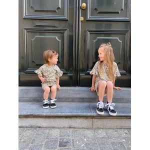 Jurkje zebraprint - kinderkleding - meisjes - maat 110 - dierenprint - T-shirt dress - beige - zwart