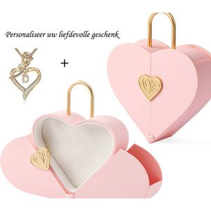 Elegante Hartvormige Geschenkdoos Roze + Luxe Ketting Letter D - Harten Doos + Sieraad - Valentijn Cadeau - Huwelijks Geschenken - Trendy Kerstcadeau In Luxe Harten Box - Liefdesdoos Verjaardag Geschenk - Romantisch Cadeau - Eeuwige Liefde Slot