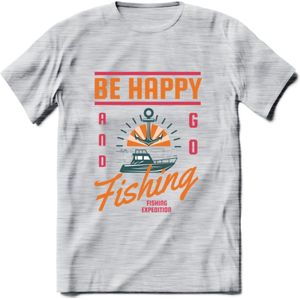 Be Happy Go Fishing - Vissen T-Shirt | Oranje | Grappig Verjaardag Vis Hobby Cadeau Shirt | Dames - Heren - Unisex | Tshirt Hengelsport Kleding Kado - Licht Grijs - Gemaleerd - 3XL