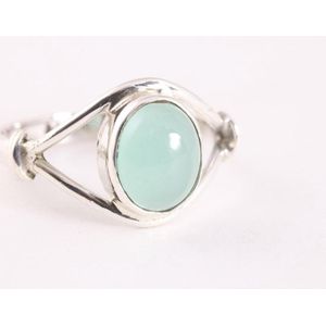 Opengewerkte zilveren ring met aqua chalcedoon - maat 16