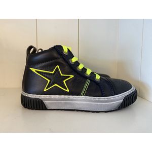 Lunella sneaker maat 25