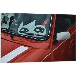 WallClassics - Vlag - Stickers op Voorruit van Rode Auto - 105x70 cm Foto op Polyester Vlag