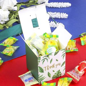 Snoepdoos van papier, 50 stuks geschenkdozen met lint, groene doosjes voor bruiloft, kleine geschenkdozen voor Kerstmis, Thanksgiving, bruiloft, feesten, verjaardag, 6,5 x 6,5 x 4,5 cm