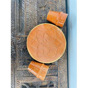 Terracotta Keramiek bord|Handgemaakt versierd met goud|Marokkaanse Aardewerk| Beldi