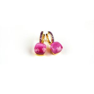 Zilveren oorringen oorbellen geelgoud verguld model pomellato met fel roze steen