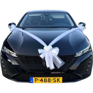 AUTODECO.NL - CLARA WIT Luxe Trouwauto Decoratie Versiering - Trouwauto Decoratie witte lint met witte Rozen - Autodecoratie - witte Rozen - Motorkap Versiering - Autobloemstuk Bruiloft - Bloemen op de Auto - Bloemen op de Motorkap - Trouwerij