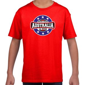 Have fear Australia is here t-shirt met sterren embleem in de kleuren van de Australische vlag - rood - kids - Australie supporter / Australisch elftal fan shirt / EK / WK / kleding 110/116