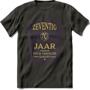 70 Jaar Legendarisch Gerijpt T-Shirt | Paars - Ivoor | Grappig Verjaardag en Feest Cadeau Shirt | Dames - Heren - Unisex | Tshirt Kleding Kado | - Donker Grijs - XL
