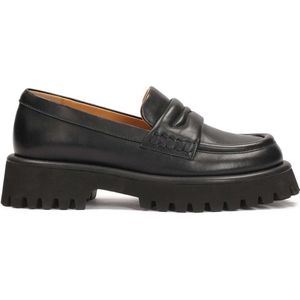 Black leather platform casual shoes