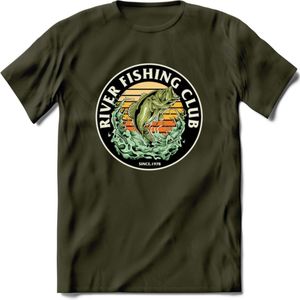 Fishing Club - Vissen T-Shirt | Beige | Grappig Verjaardag Vis Hobby Cadeau Shirt | Dames - Heren - Unisex | Tshirt Hengelsport Kleding Kado - Leger Groen - M