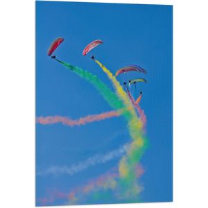 WallClassics - Vlag - Gekleurde Rook bij Zweefvliegers - 60x90 cm Foto op Polyester Vlag