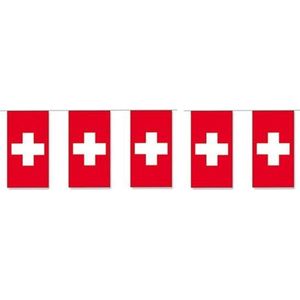 Papieren slinger Zwitserland 4 meter - Zwitserse vlaggetjes - Supporter feestartikelen - Landen decoratie/versiering