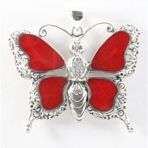 Grote zilveren vlinder hanger met rode koraal steen