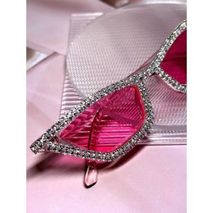 Roze Cat Eye Zonnebril met Strass Steentjes Glitter | Carnaval | Rave bril | Festival Bril | Techno Bril | Snelle planga