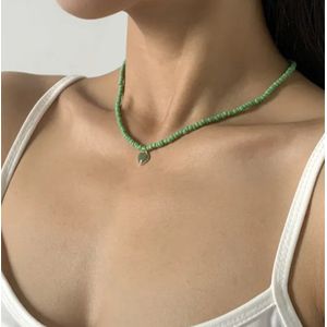 Leerella Choker Ketting Groen met hart Hangertje – Boho Kralen choker ketting - Halskettingen - Choker uni kralen - Valentijnsdag - Moederdag