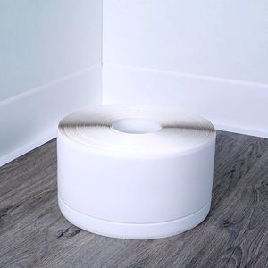 PVC 100 x 20mm x 25m zachte plint zelfklevend , witte vouwstrip, hoekbalk x 1 rol