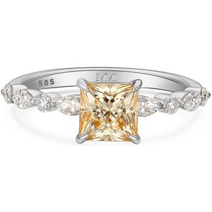 Ava – Princess Champagne Moissanite Ring - 1.3 karaat