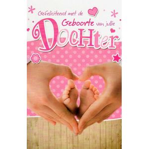 Gefeliciteerd met de geboorte van jullie dochter! Een bijzondere kaart met handen in de vorm van een hart. Leuk om deze kaart zo te geven of om bij een cadeau te voegen. Een dubbele wenskaart inclusief envelop en in folie verpakt.