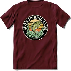 Fishing Club - Vissen T-Shirt | Beige | Grappig Verjaardag Vis Hobby Cadeau Shirt | Dames - Heren - Unisex | Tshirt Hengelsport Kleding Kado - Burgundy - M