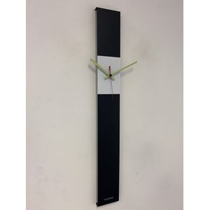 Wandklok CHANTALBRANDO SUMMIT BLACK & WHITE MODERN DESIGN = ZWART & WIT