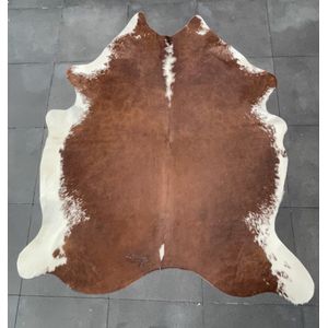 XL roodbruine koeienhuid vloerkleed - Koeienkleed tapijt bruin-wit koeienvel groot - bonte dierenhuid dierenvel bruin koehuid tapijt