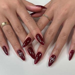Wijnrode Amandelnagels voor Drukken - 24 Stuks Glanzend, Kunstnagels voor Valentijnsdag