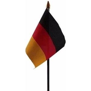 Duitsland mini vlaggetje op stok 10 x 15 cm