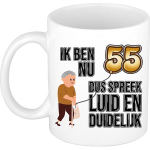 Bellatio Decorations Verjaardag cadeau mok 55 jaar - luid en duidelijk - bruin - 300 ml - Keramiek