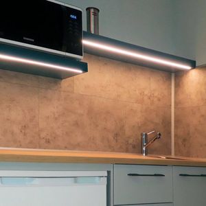 Keukenverlichting onderbouw led strip set | Keukenkast- en aanrecht verlichting | Onderbouwverlichting met stopcontact | 1 meter | Helder wit licht