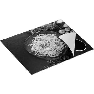 Chefcare Inductie Beschermer Bord met Spaghetti op een Zwarte Marmeren Plaat - Zwart Wit - 65x50 cm - Afdekplaat Inductie - Kookplaat Beschermer - Inductie Mat
