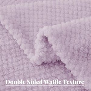Super zachte fleece deken - Knuffeldeken - Bankdeken - Woondeken - Dagdeken - Zachte en warme - Flanellen deken - 130 x 170 cm - Lila