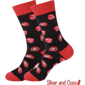 SilverAndCoco® - Gekke Foute Vrolijke Happy Sokken / Leuke Grappige Dikke Warme Huissokken Dames & Heren Kerstcadeau pakket / Thermosokken Katoen / Wintersokken Valentijn Socks Mannen Vrouwen Cadeautje - Lippen