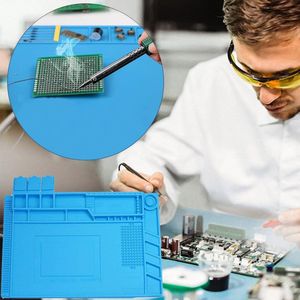 Solder Mat 45 x 30 cm Repair and Solder Mat Silicone 500 °C Workbench Mat for Watches Phones and Laptops Repair
