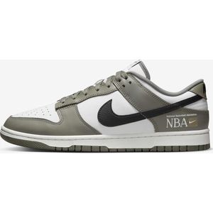 Nike Dunk Low x NBA ""Paris Game 2024"" - Sneakers - Unisex - Maat 39 - Dark Stucco/Wit/Zwart