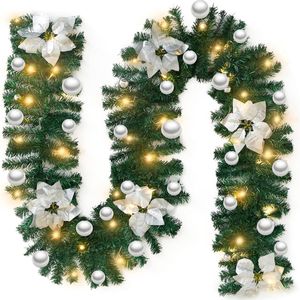 9ft Kerstslinger met verlichting, 2,7 m, kunstdennenslinger, met led-lichtketting, bloemen, ballen, kunstslinger, kerstdecoratie voor deur, trap, open haard, zilver