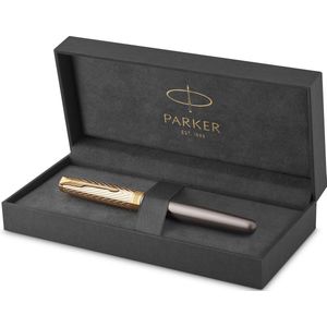 Parker Sonnet Parker Pioneers Collection vulpen | grijze lak met gouden dop en details | fijn puur gouden penpunt | zwarte inkt en converter | met Geschenkdoos